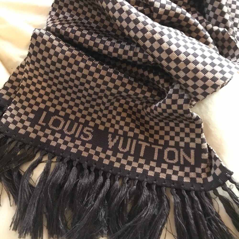 Louis Vuitton Scarf - like new